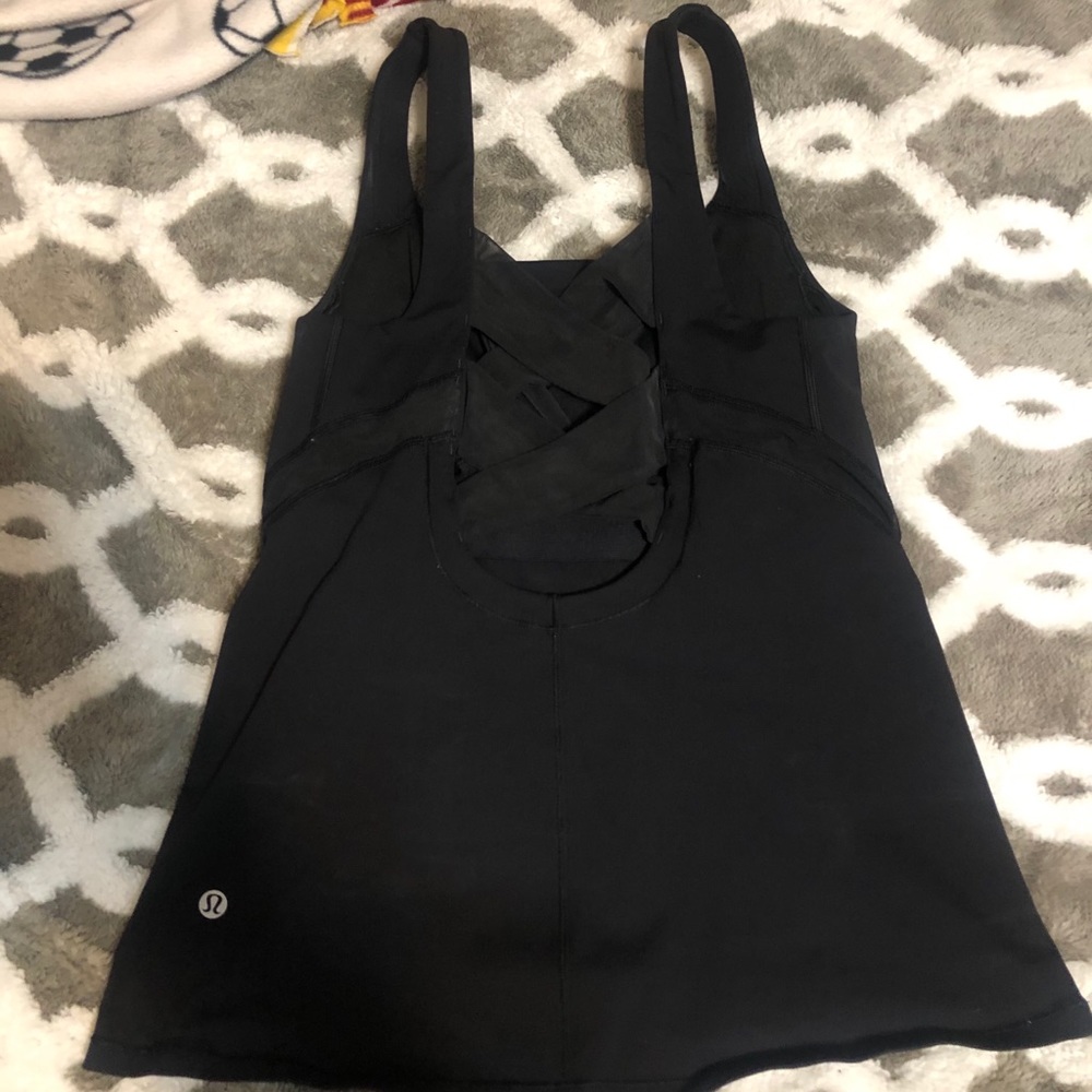 Lululemon tank top!